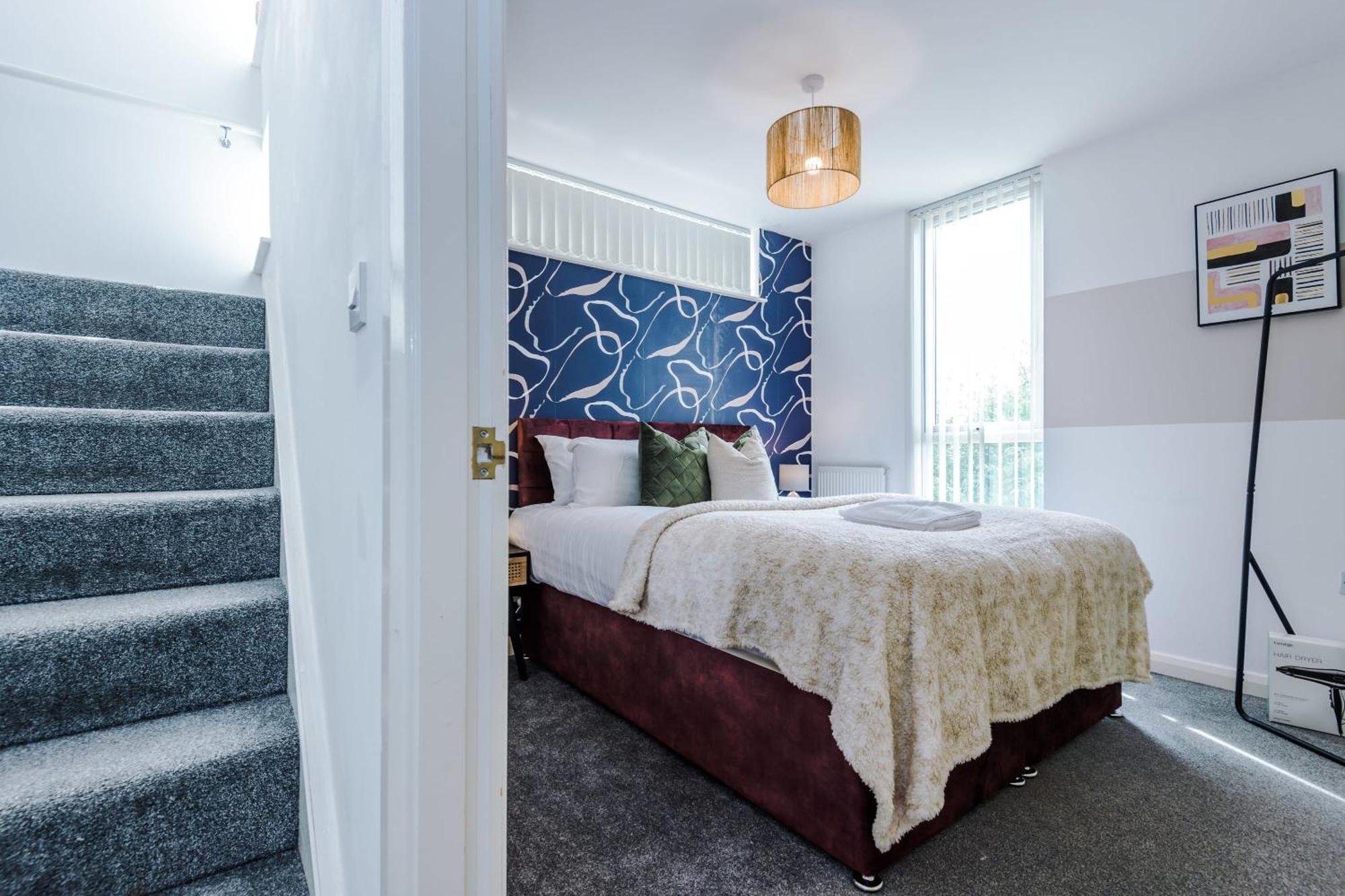 Townhouse 5mins To Centre And Etihad - Free Secure Parking Holiday home Manchester